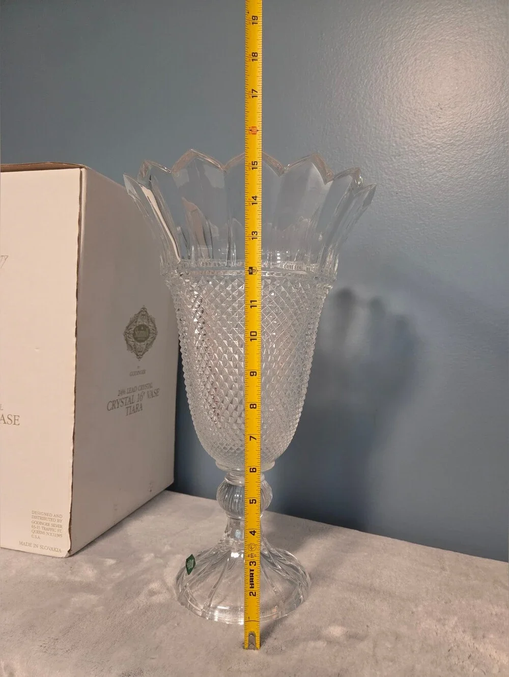 Godinger Shannon 24% Lead Crystal Tiara 16” Pedestal Vase Style 53782 w/ Box